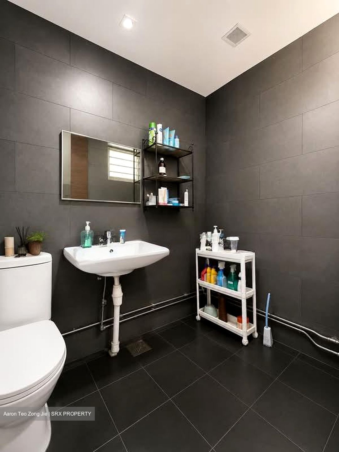 Blk 810 Tampines Polyview (Tampines), HDB 3 Rooms #577974211